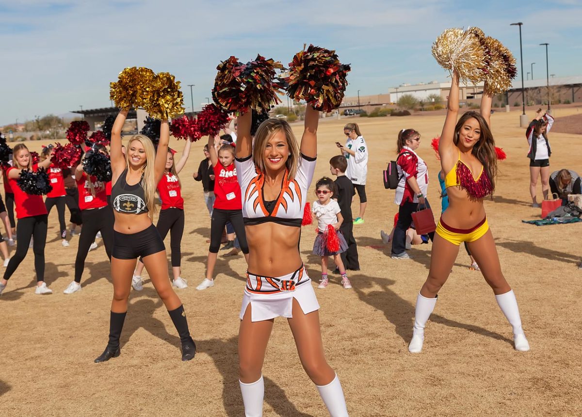 000-03-LS-Cheer-Clinic-196_0.jpg